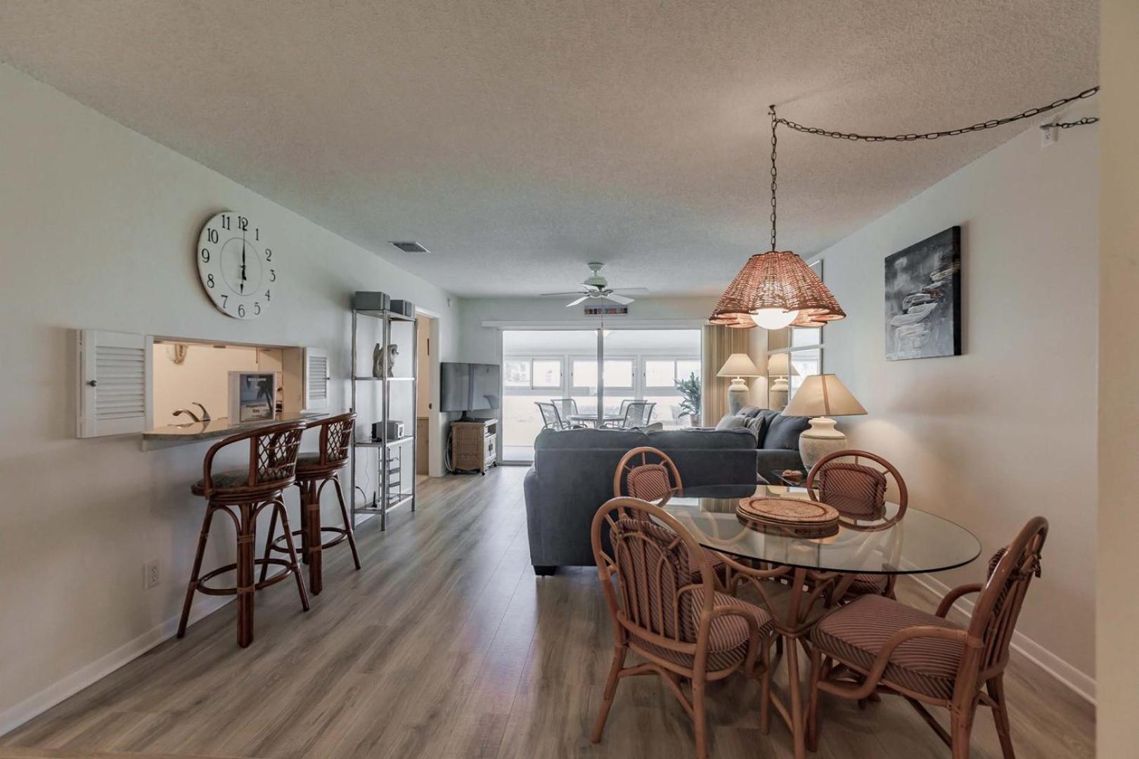 1042 PL Escape to Paradise Second Floor Condo view 3