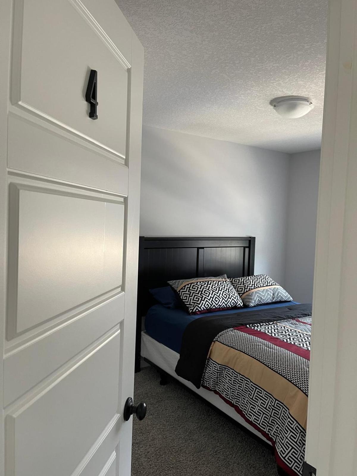 Beautiful and cozy room