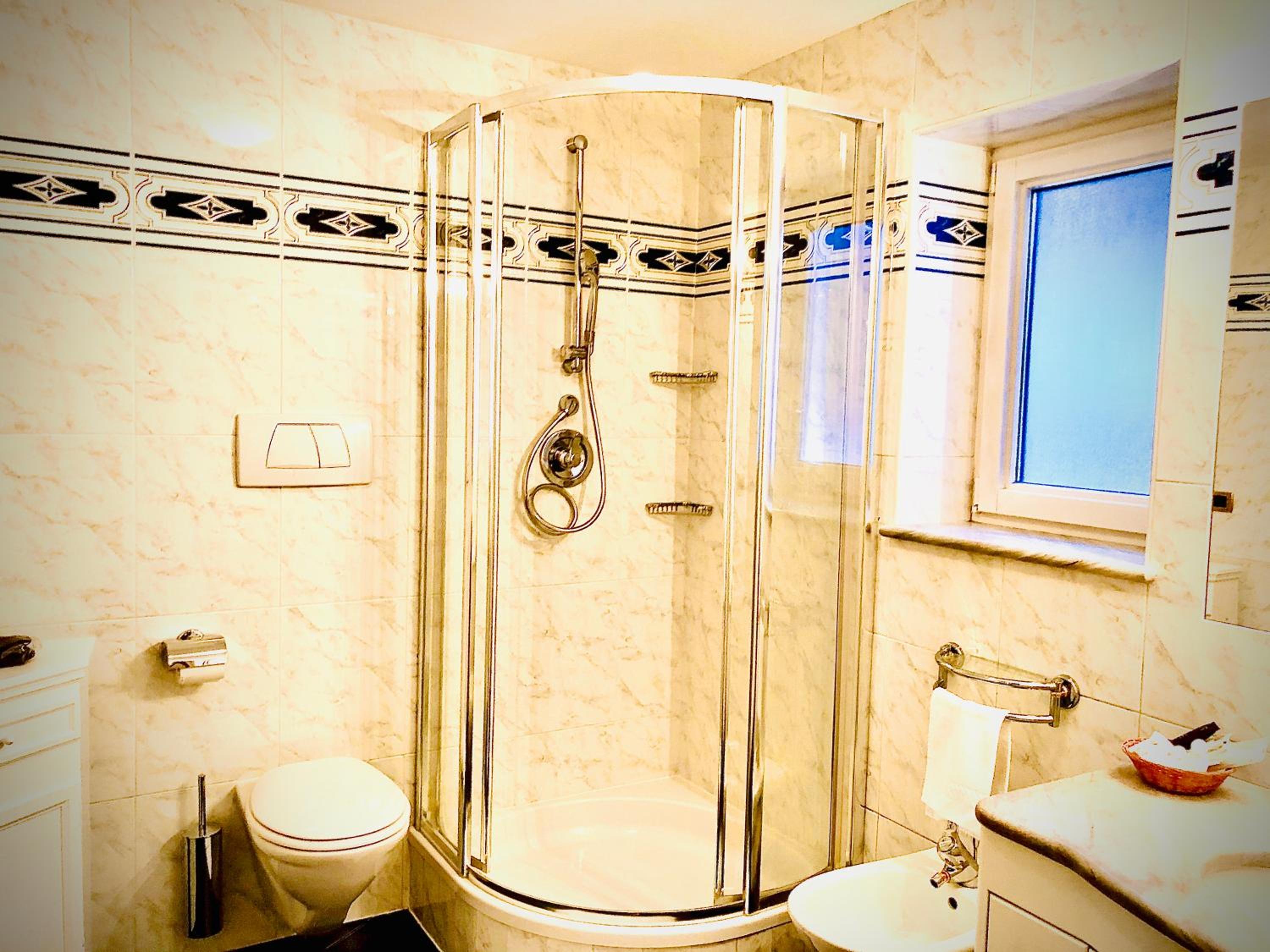 Romantik Villa Cesanueva view 2
