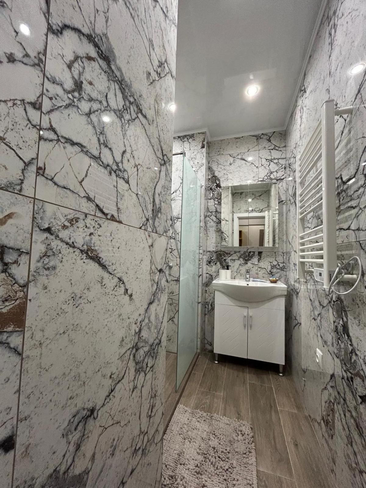 Luxury Central Apartment