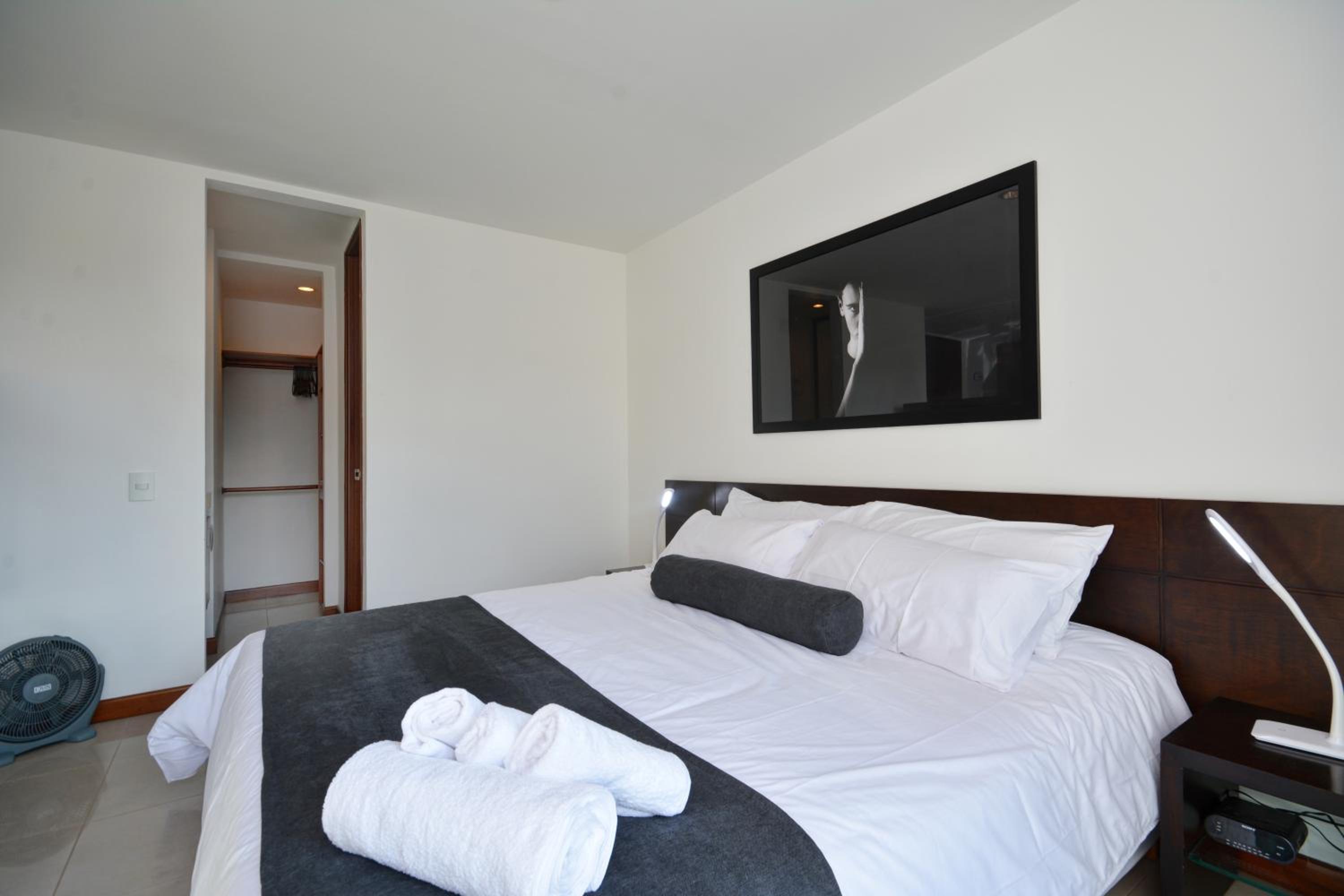 Blux Apartments Medellin