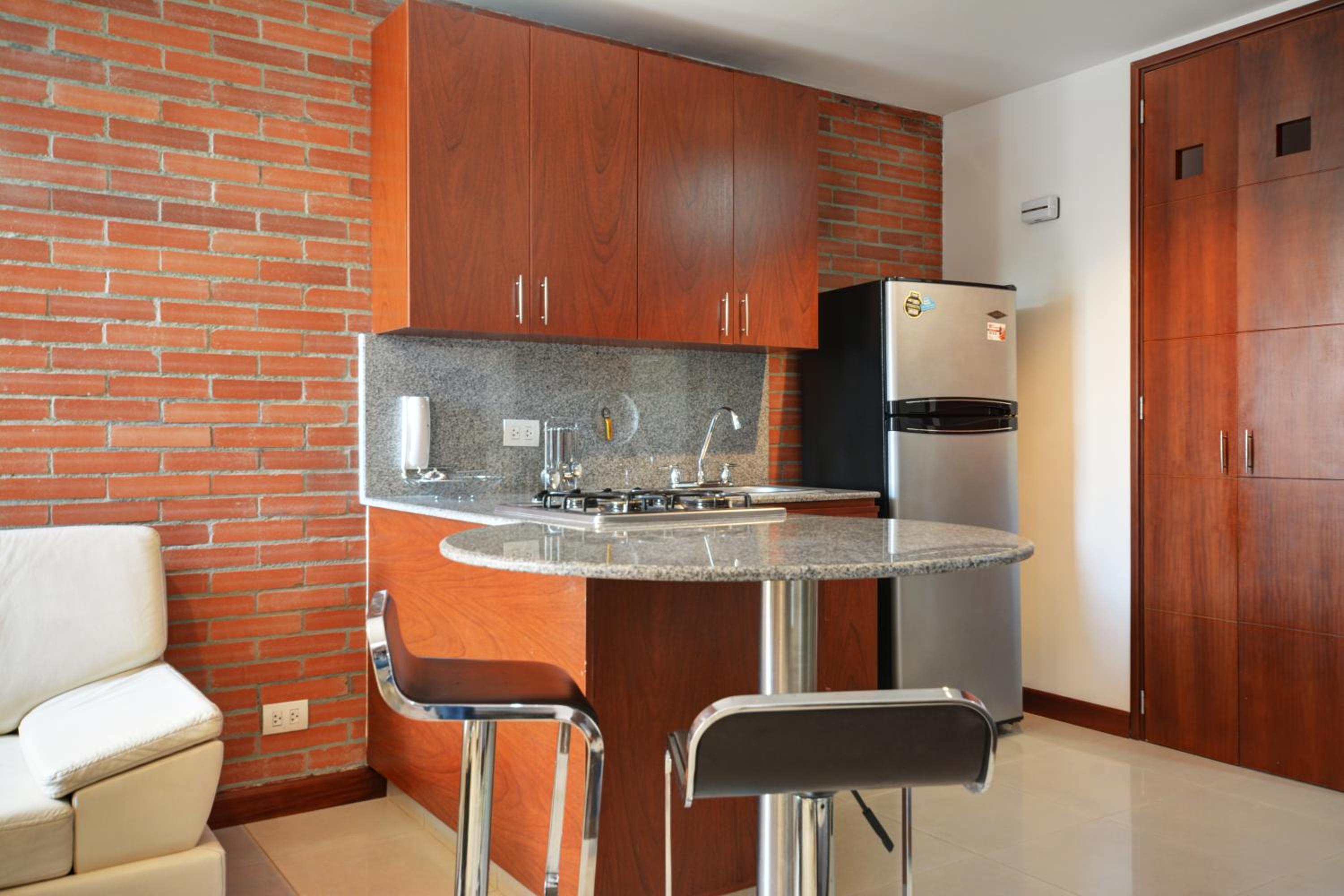 Blux Apartments Medellin