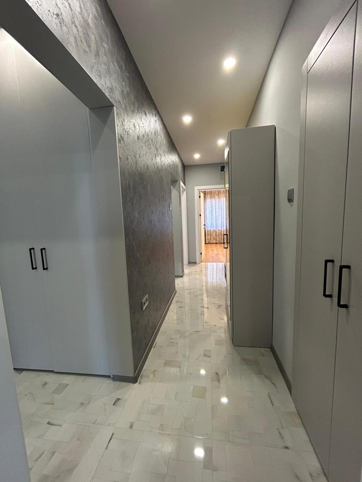 Luxury Central Apartment