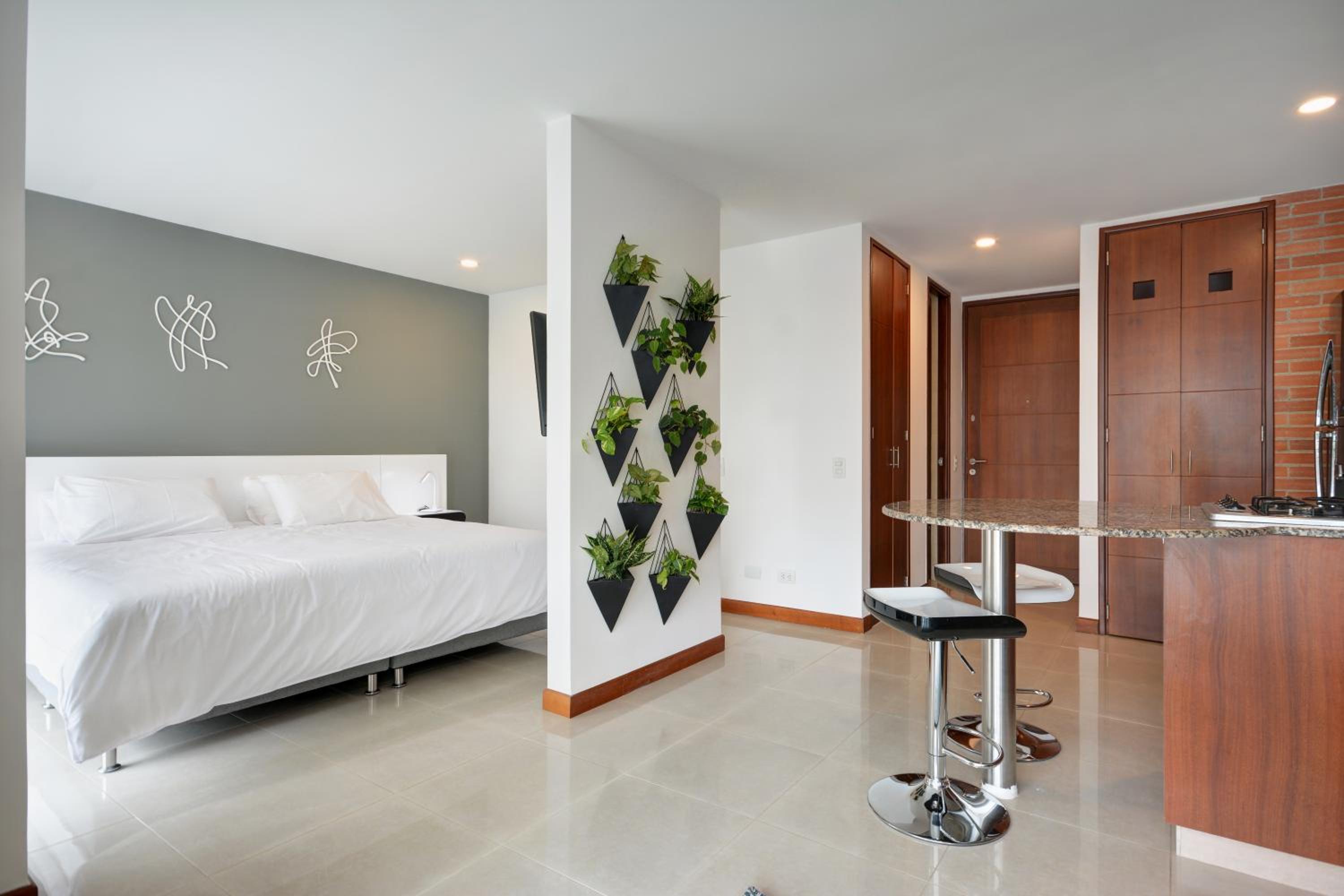 Blux Apartments Medellin