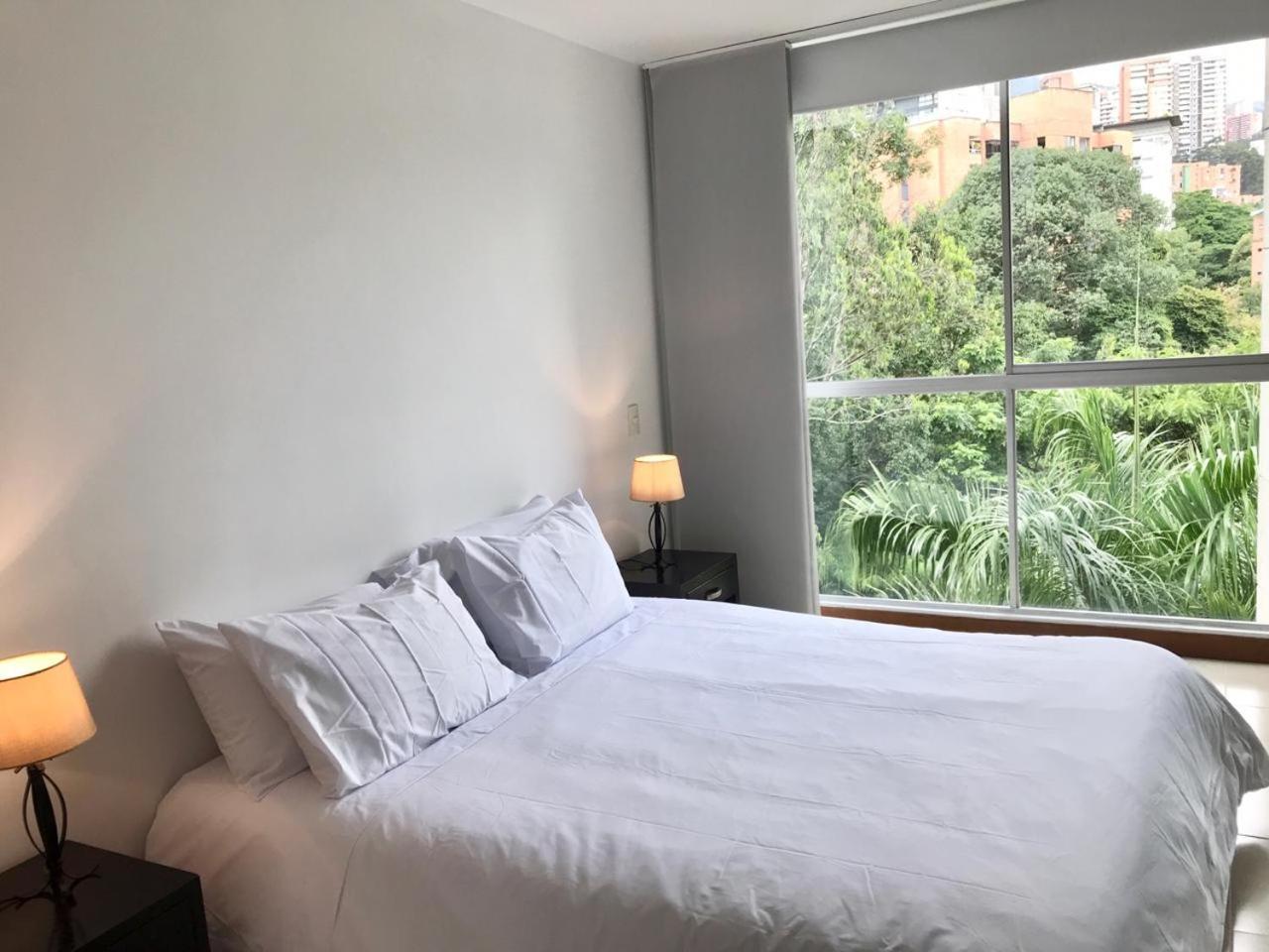 Blux Apartments Medellin