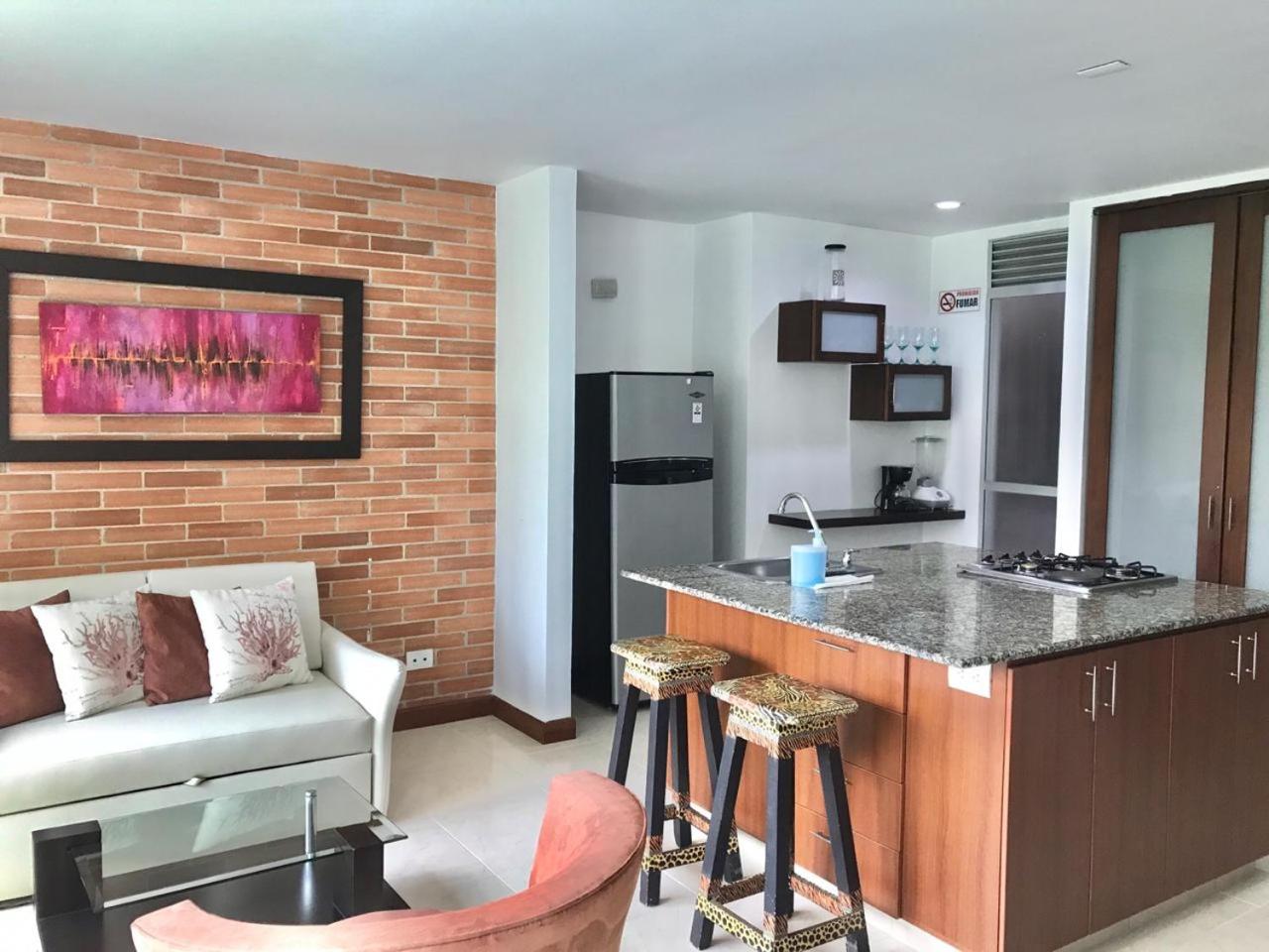 Blux Apartments Medellin