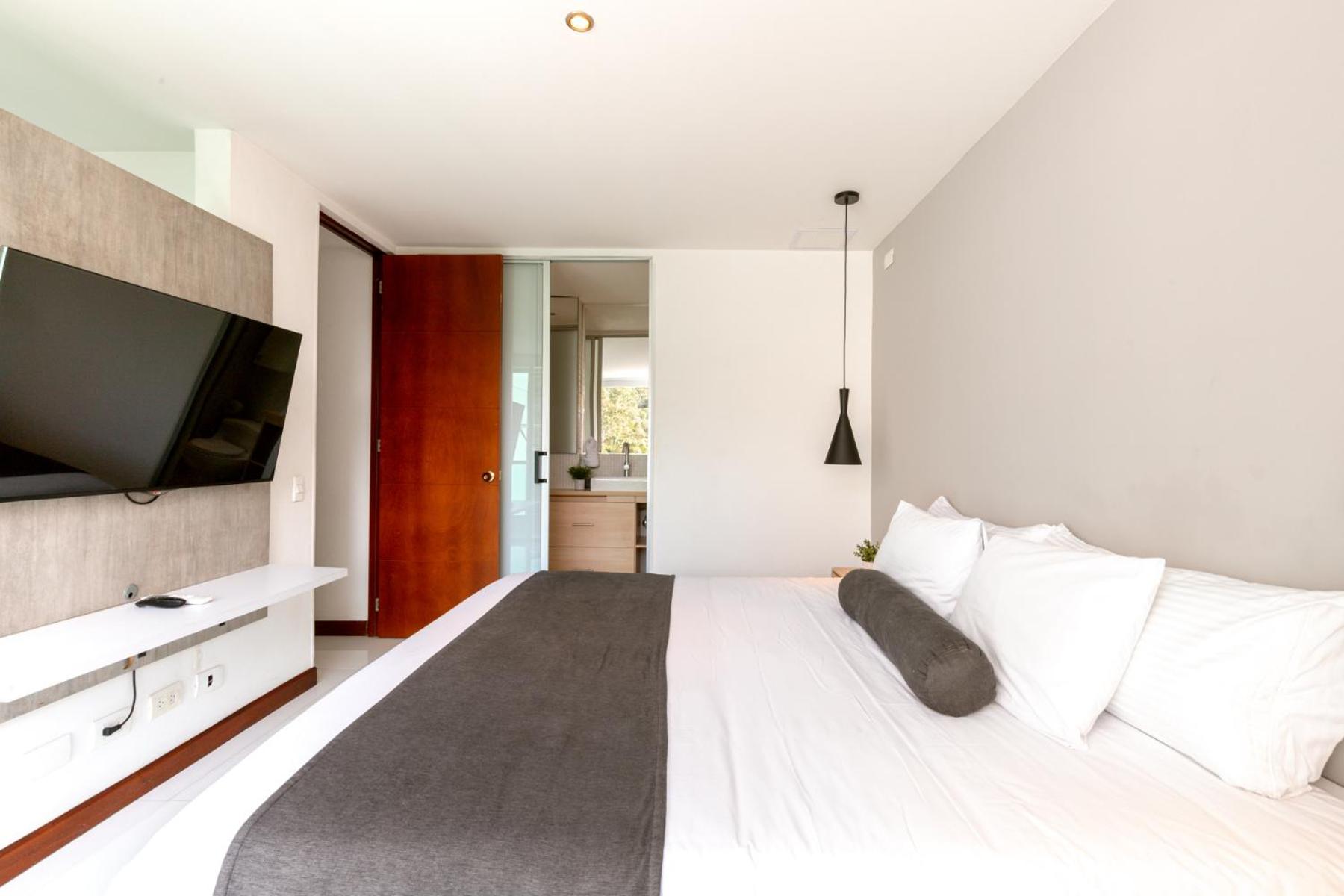 Blux Apartments Medellin
