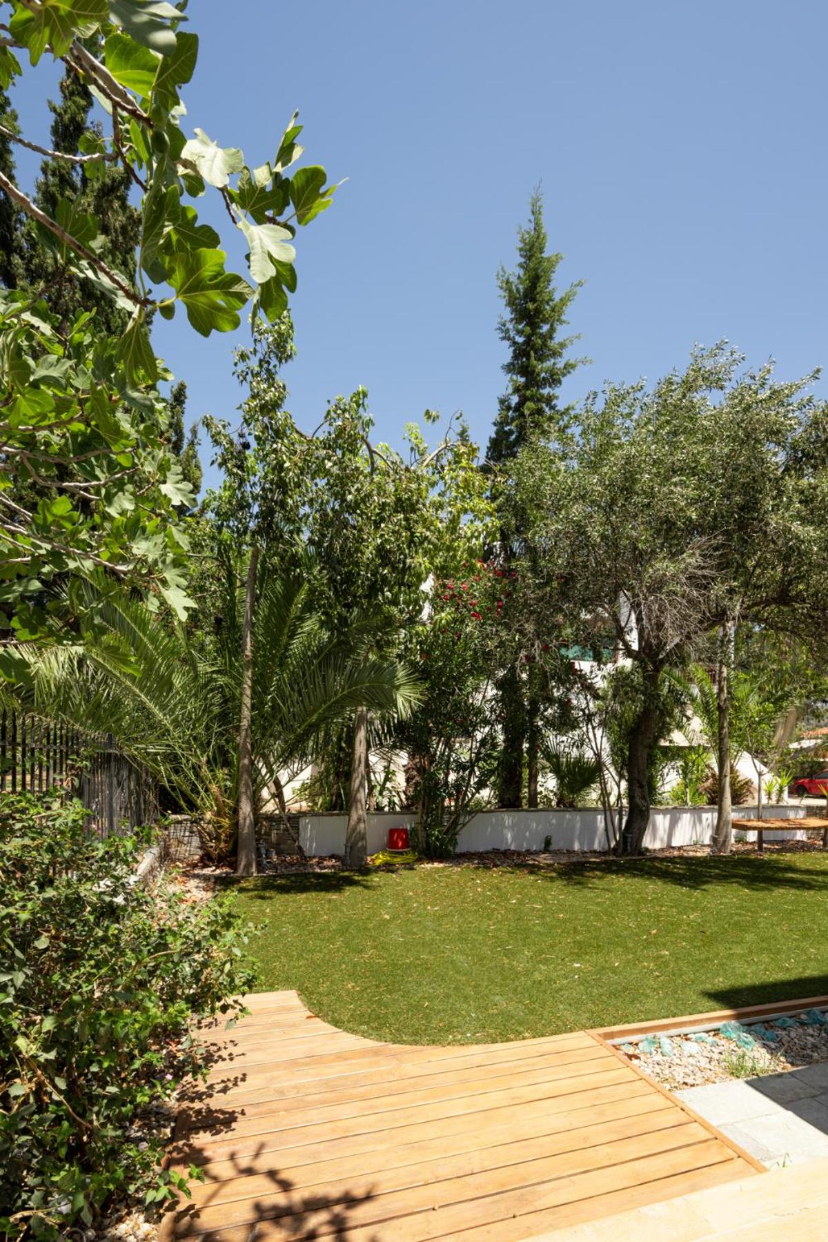 Alkis Guest House by AegianKazarte