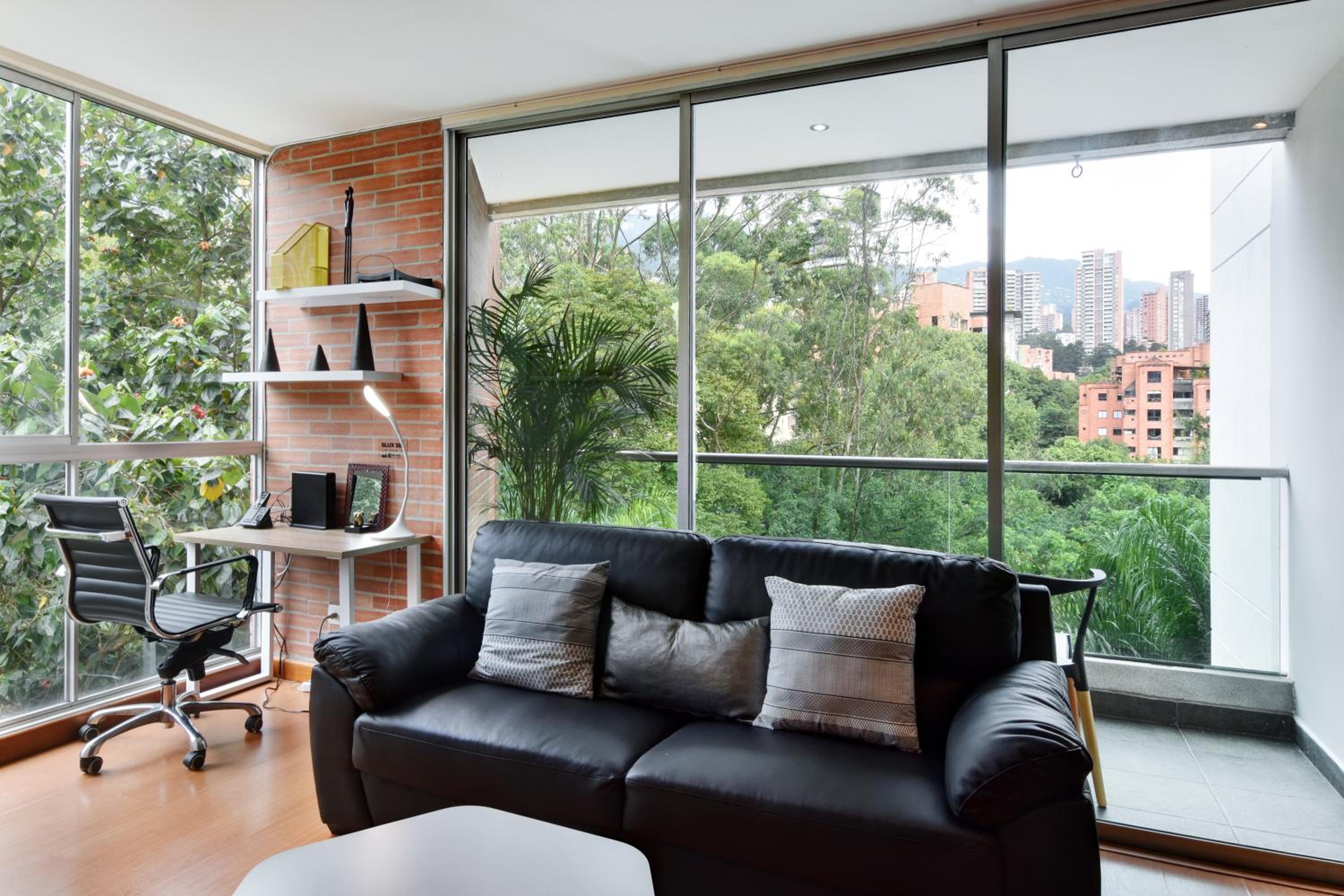 Blux Apartments Medellin