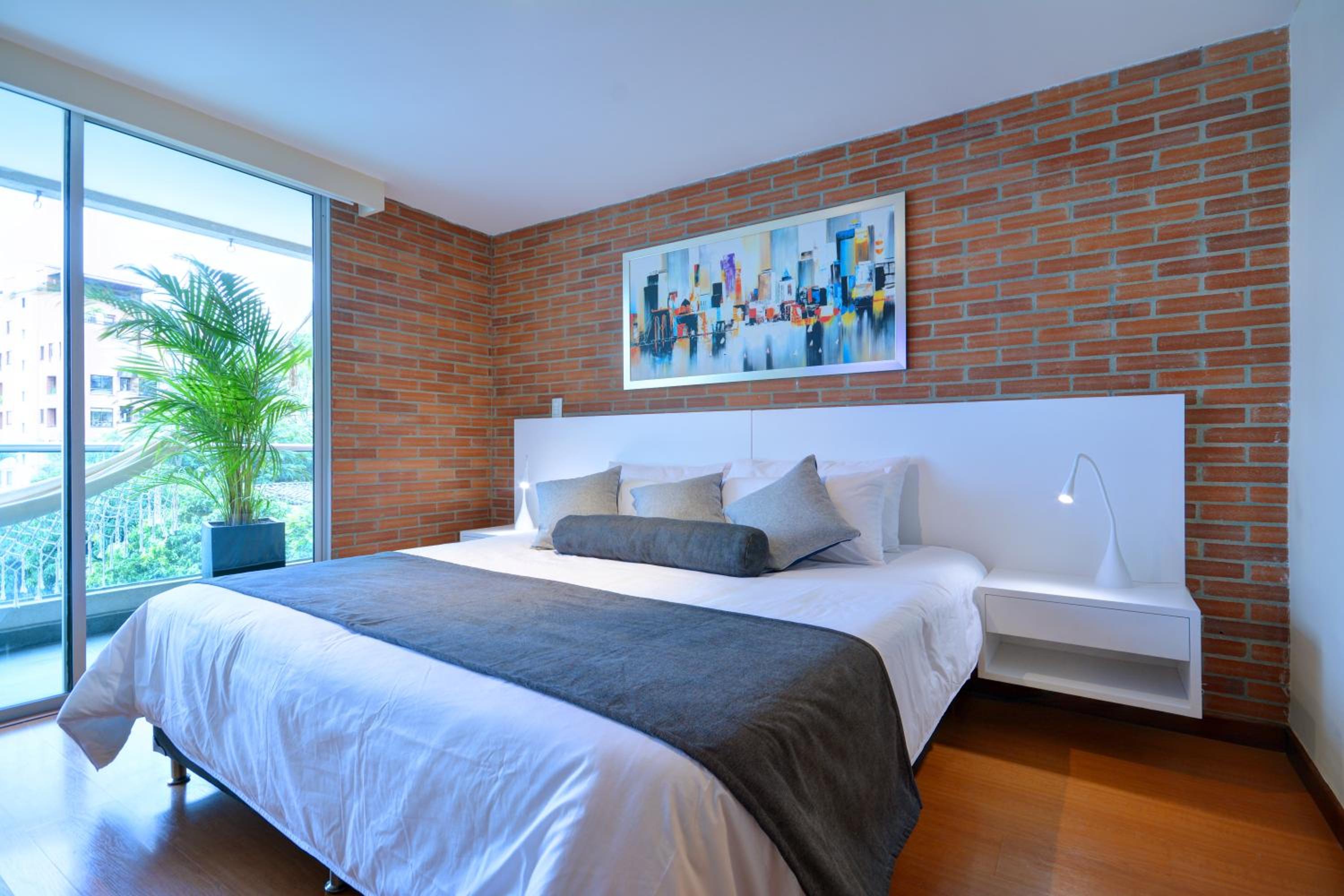 Blux Apartments Medellin