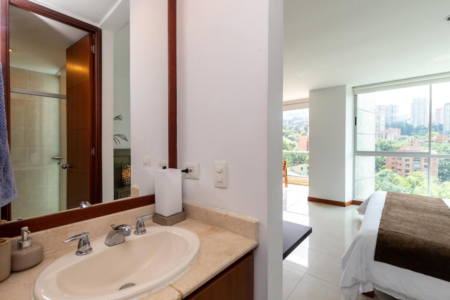 Blux Apartments Medellin