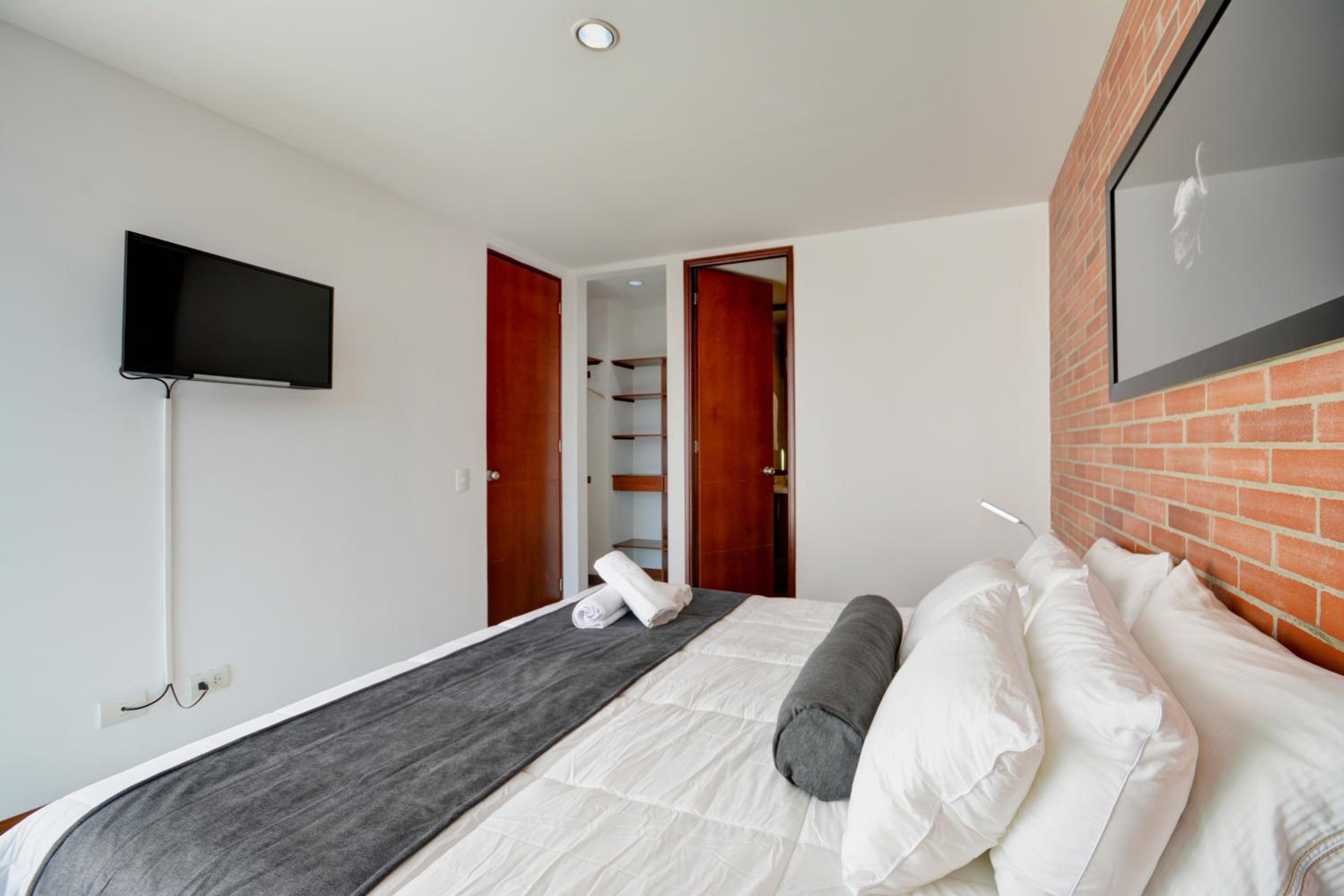Blux Apartments Medellin