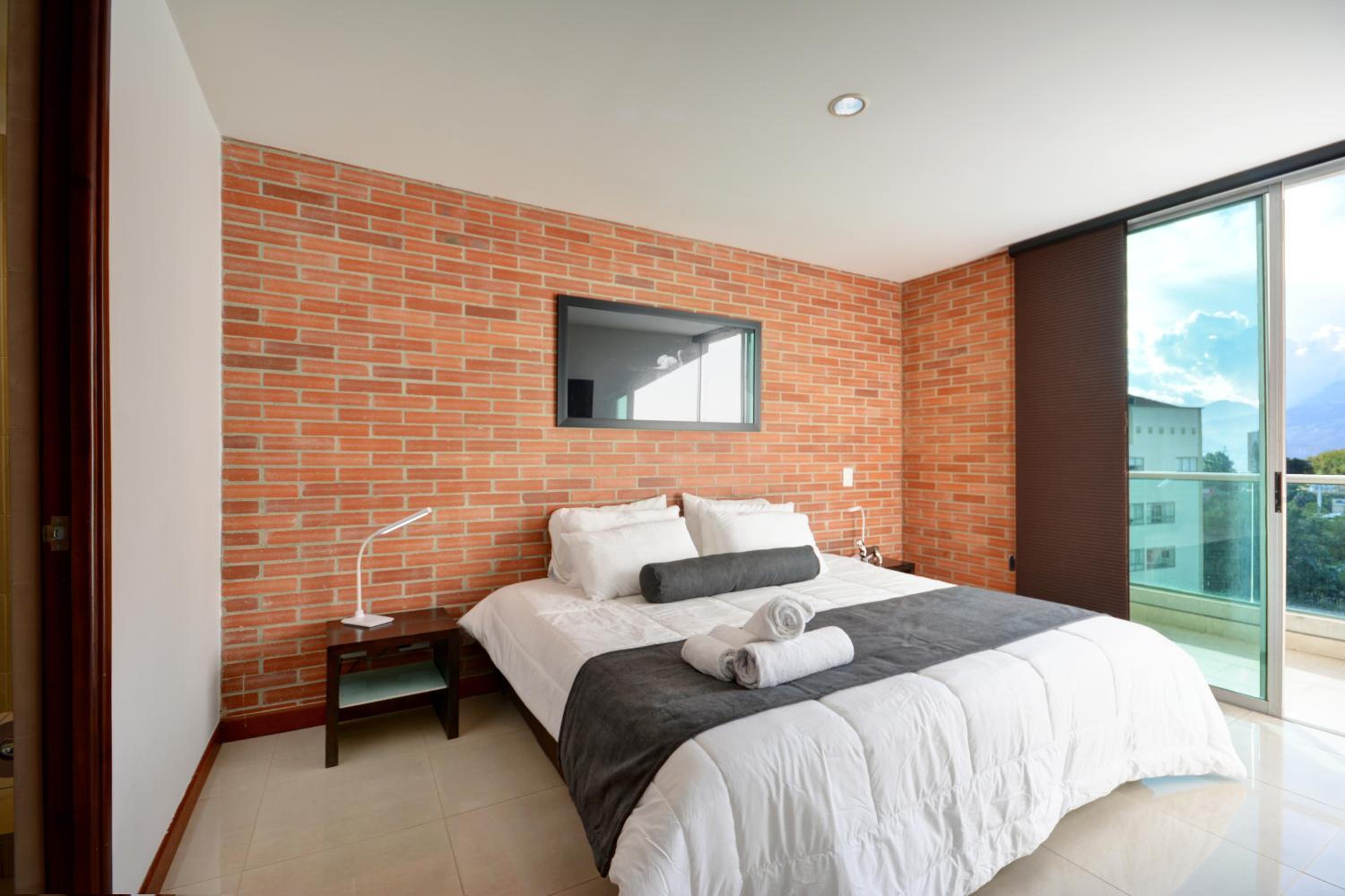 Blux Apartments Medellin