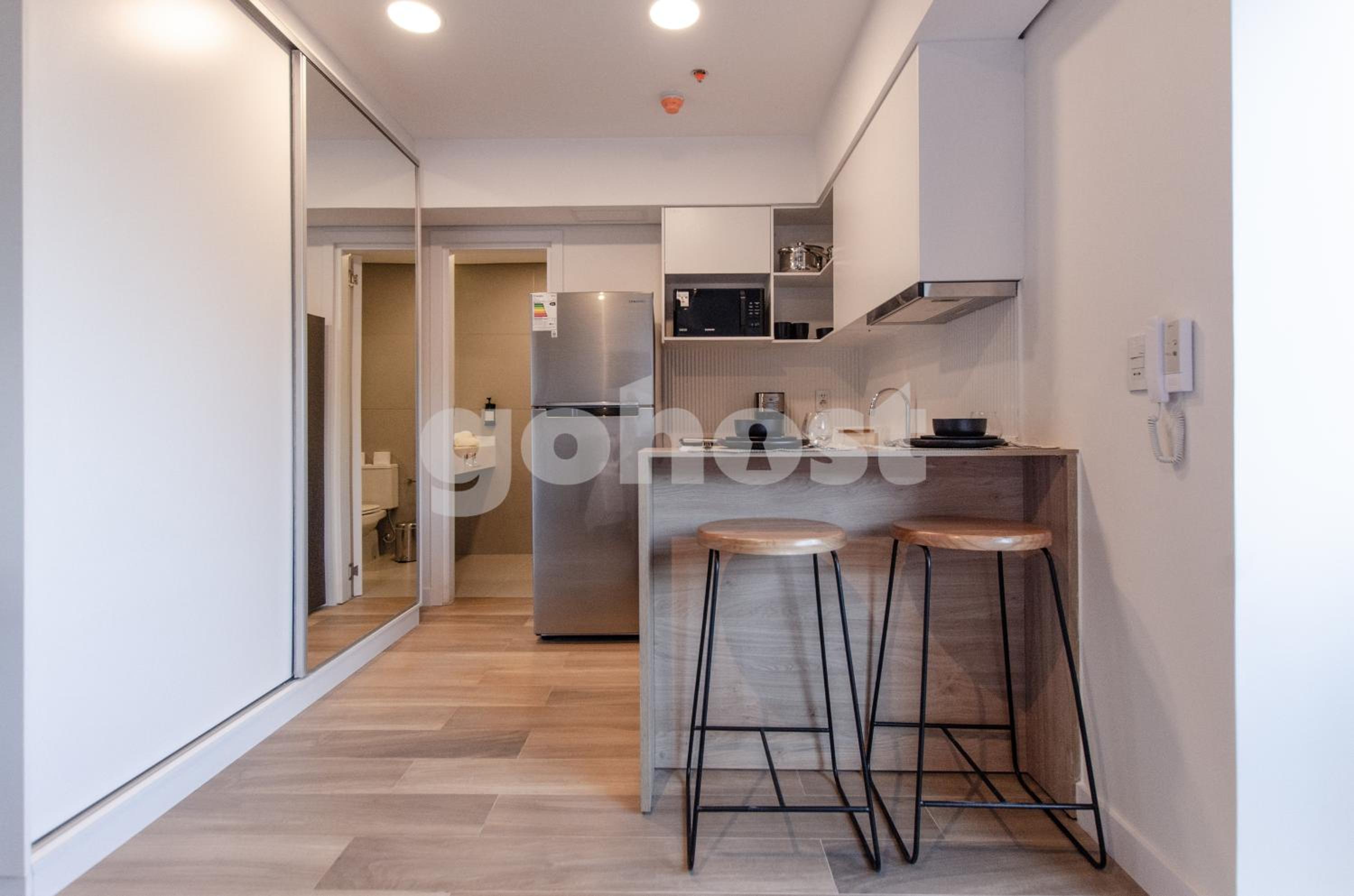 Classy loft near Shopping Mariscal Lopez view 5