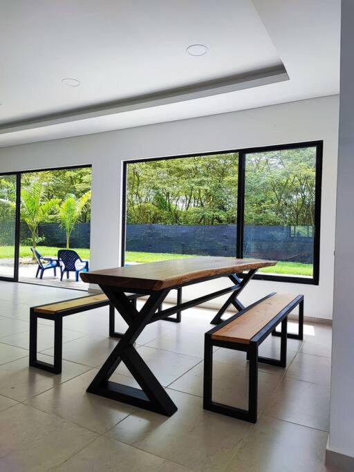 Casa Arbórea - Casa Campestre con piscina