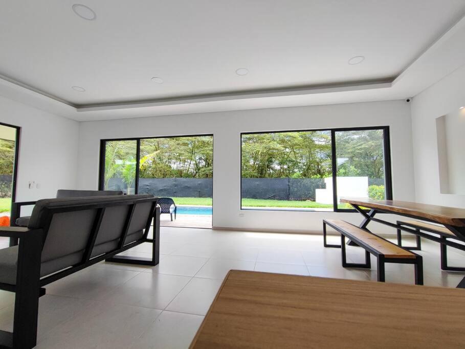 Casa Arbórea - Casa Campestre con piscina