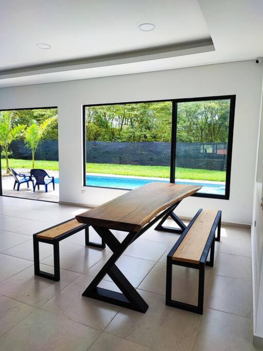 Casa Arbórea - Casa Campestre con piscina