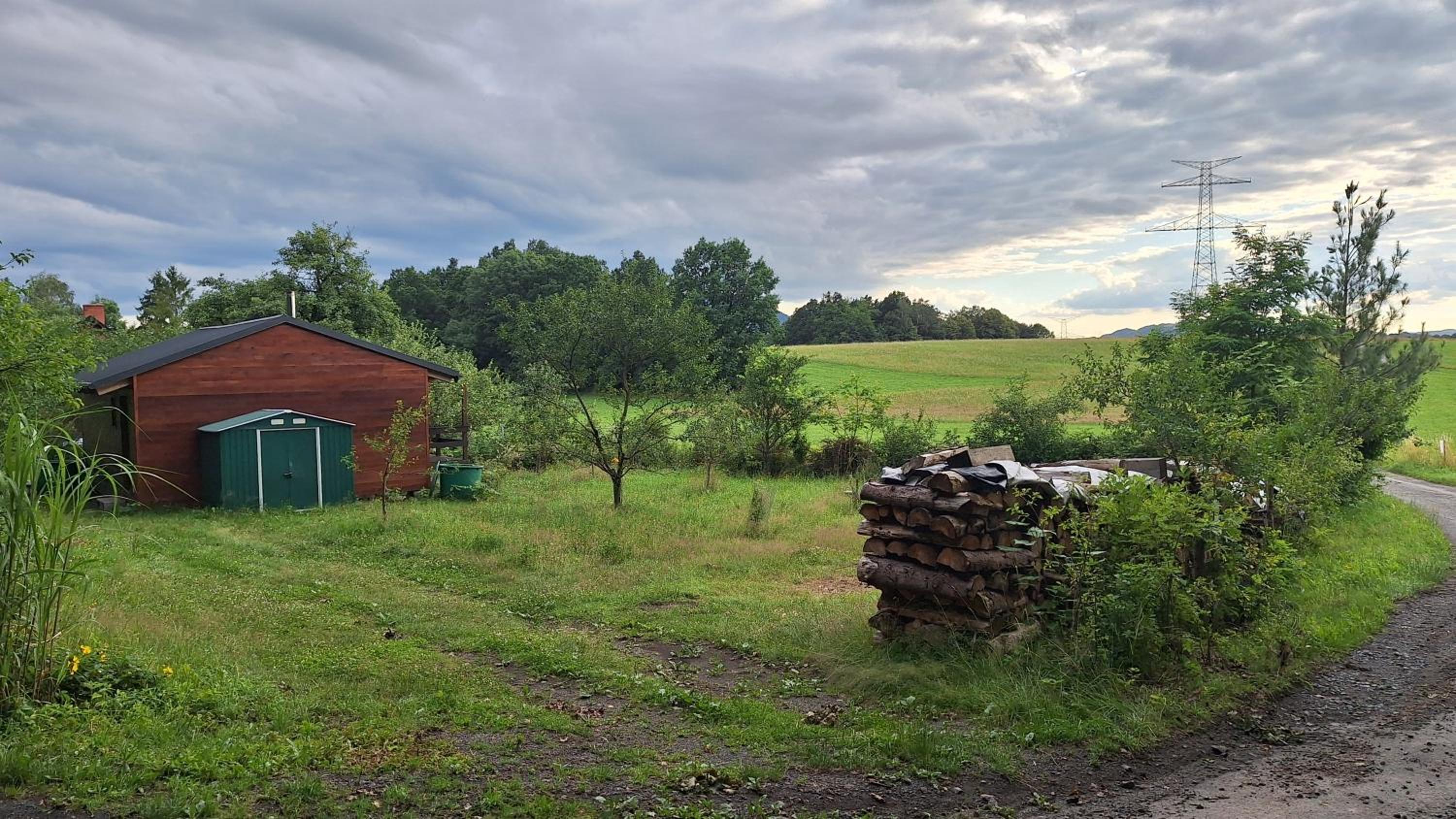 Domek pod jabloní