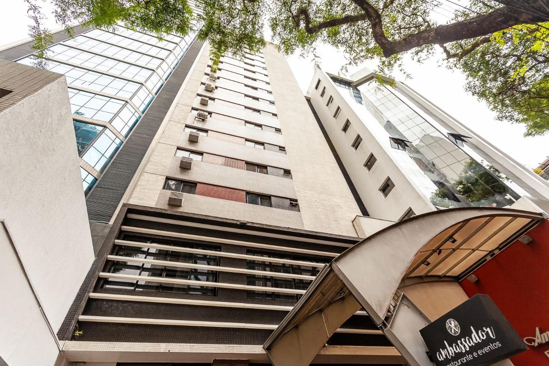 Apto-Flat Excelente Localização Centro/Batel
