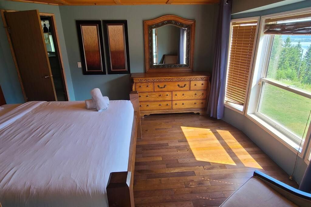Riverview Lodge