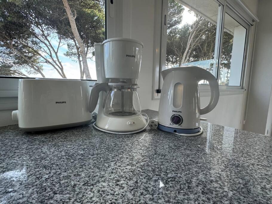 Departamento en centro de Pinamar con servicios y cochera