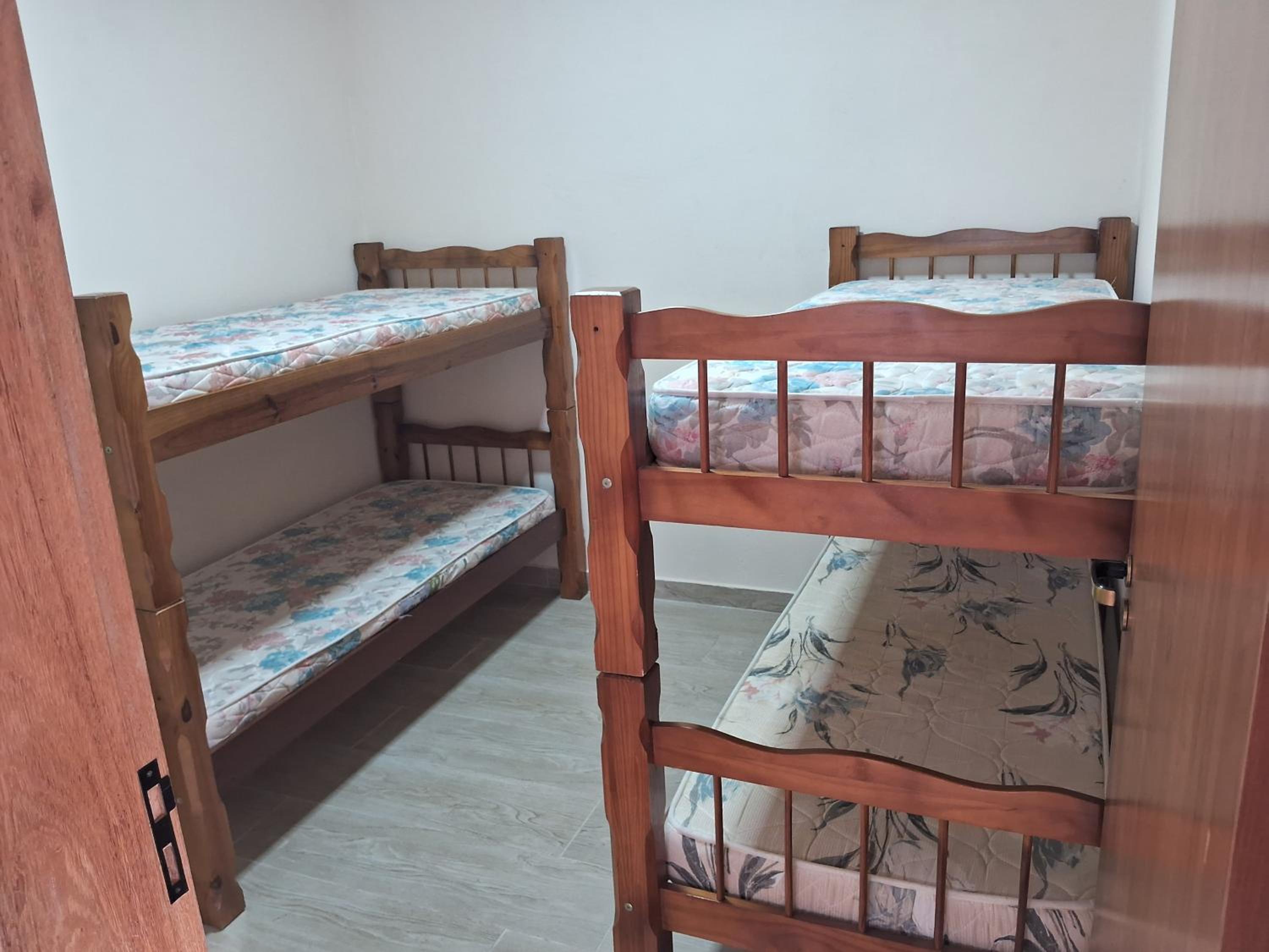 Casa em Sorocaba com Sacada