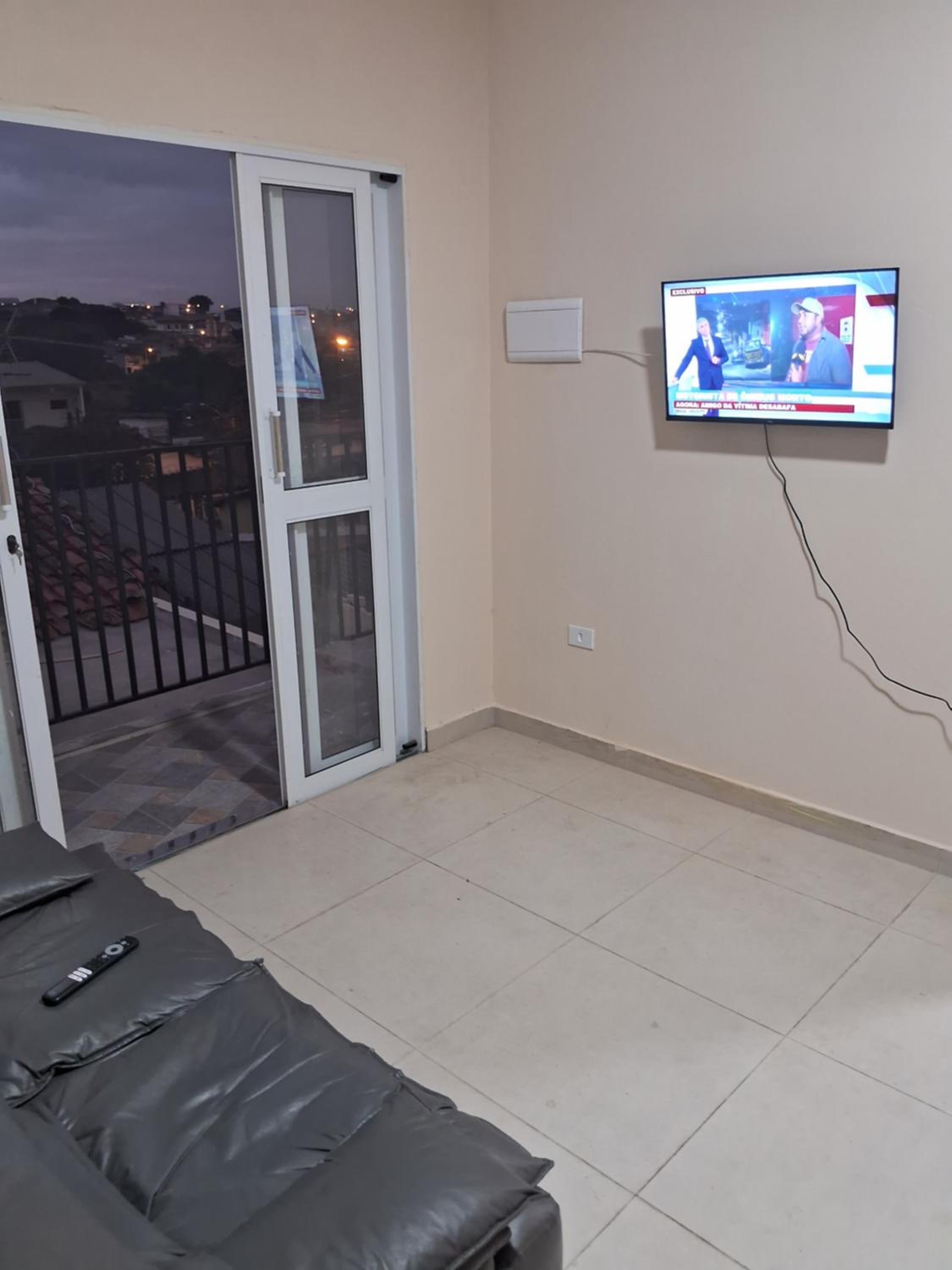 Casa em Sorocaba com Sacada