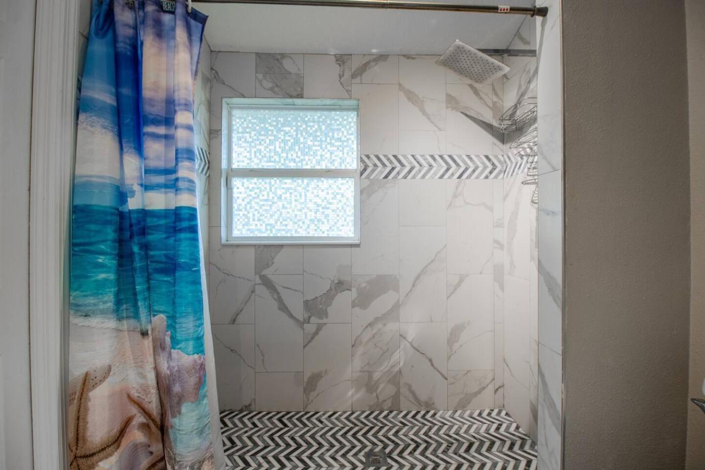 Cozy 1br Retreat Private Entry & Pets Ok