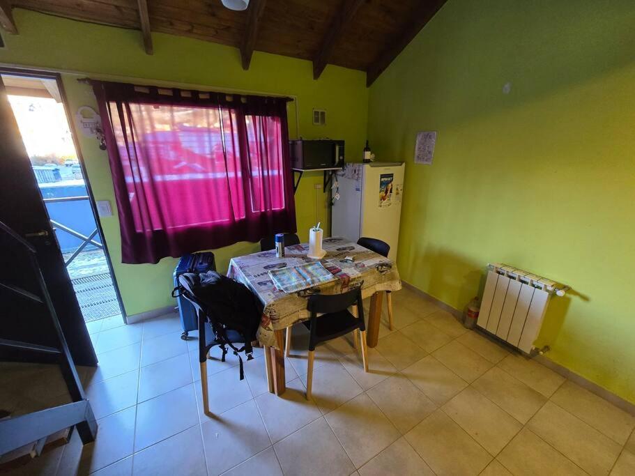 Valentyna Apart ,6