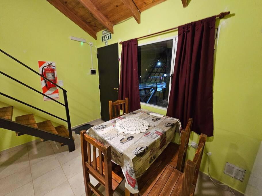 Valentyna Apart ,6