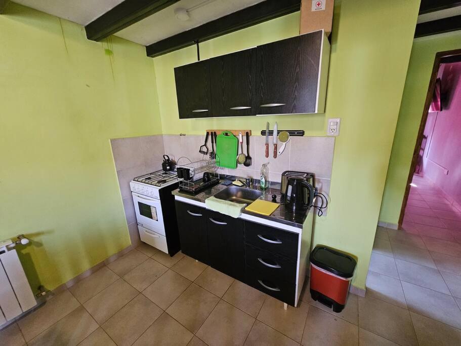 Valentyna Apart ,6