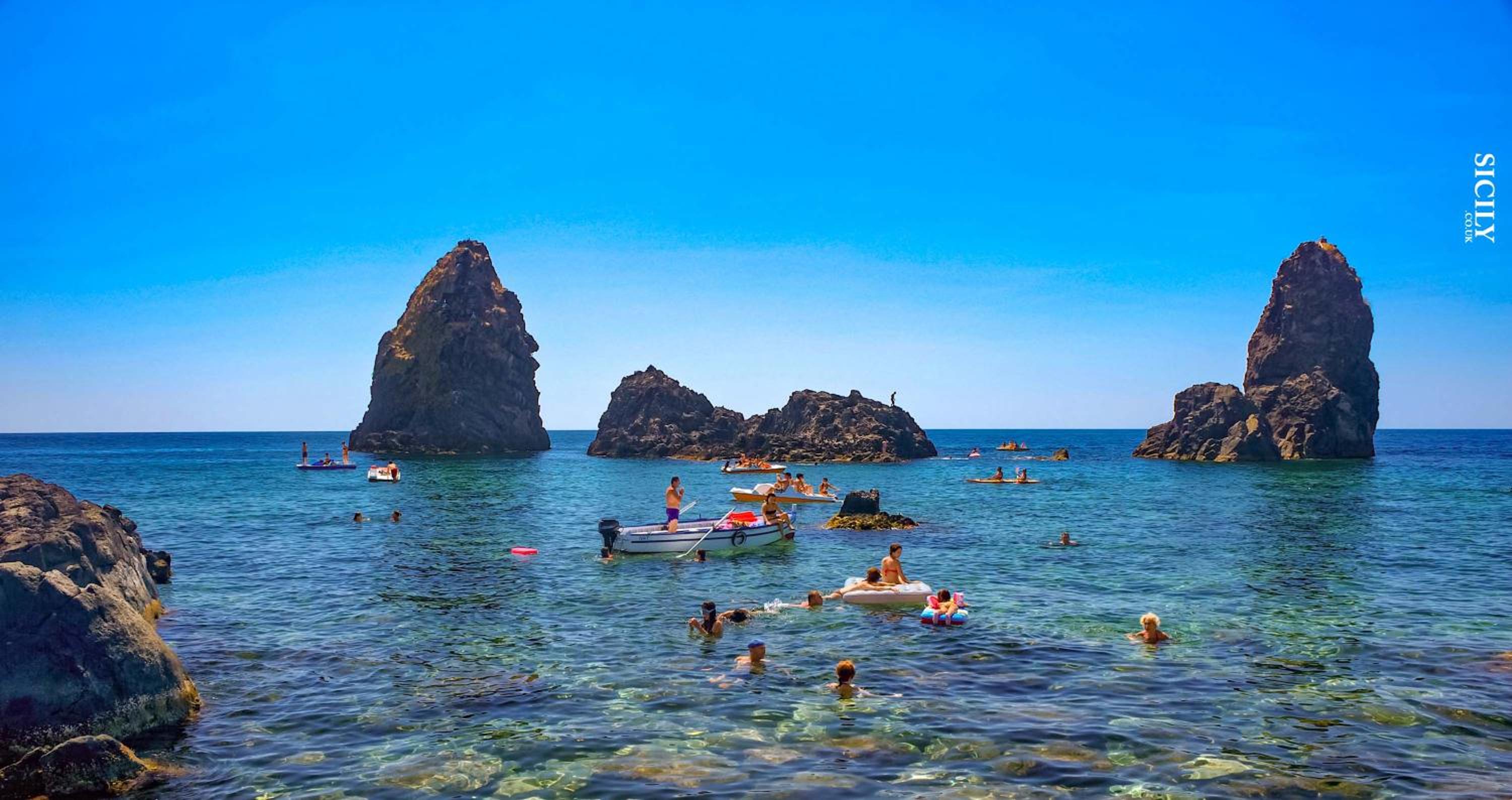 Scalinata del Nespolo Acitrezza