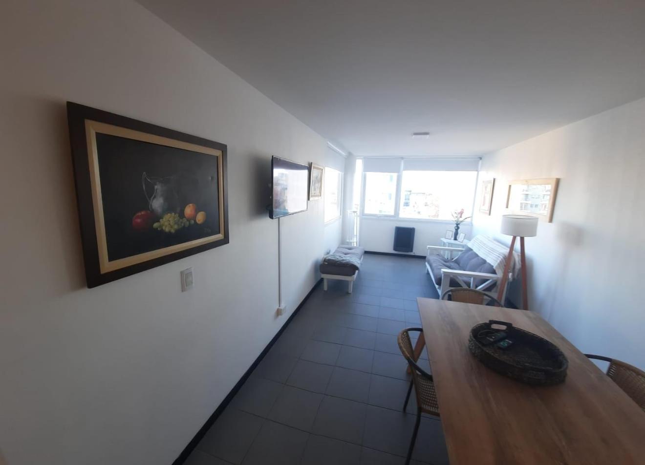 IMPECABLE CENTRO CON COCHERA Departamento zona Plaza Rocha