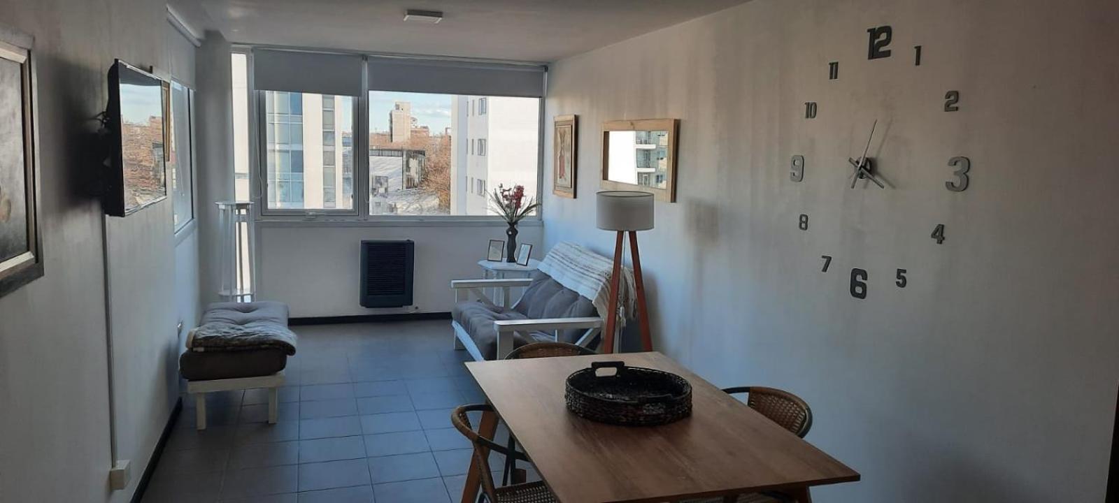 IMPECABLE CENTRO CON COCHERA Departamento zona Plaza Rocha