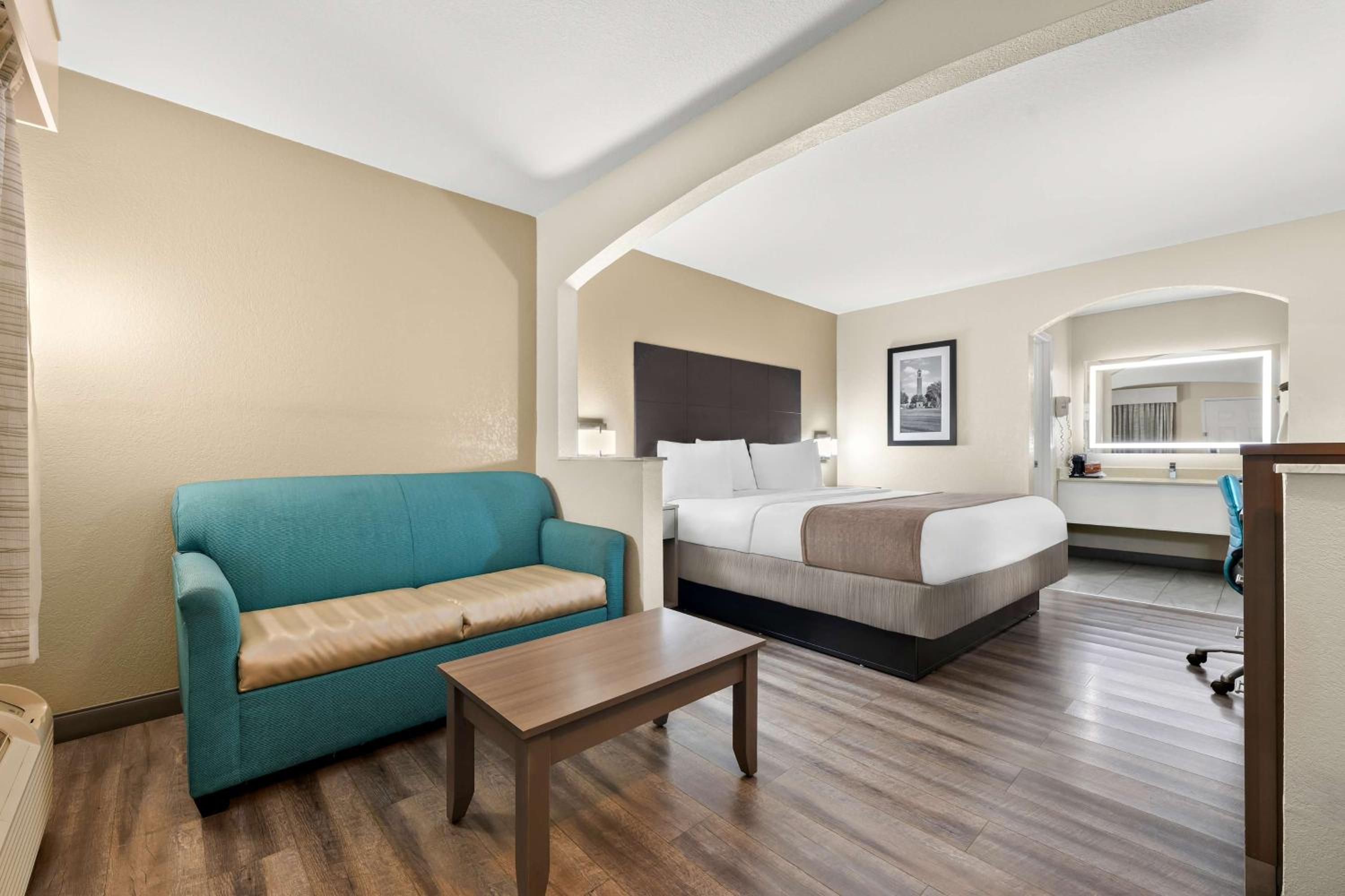 Best Western Catalina Inn
