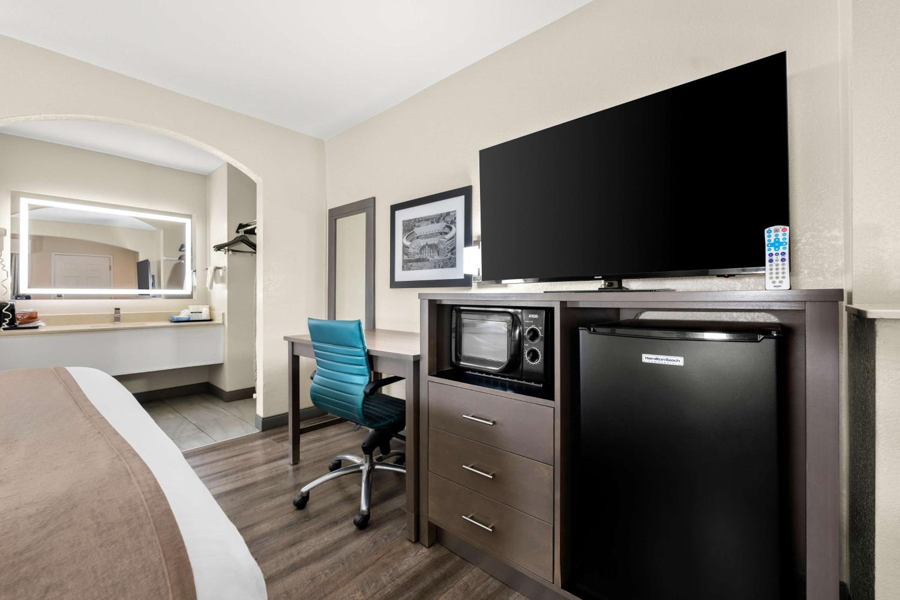Best Western Catalina Inn
