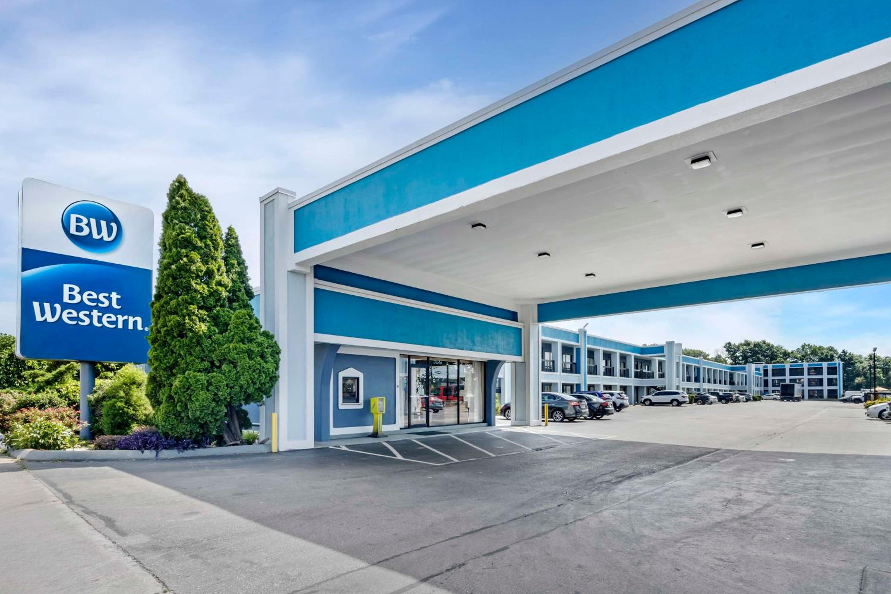 Cookeville Vacations - Best Western Thunderbird Motel - Property Image 1