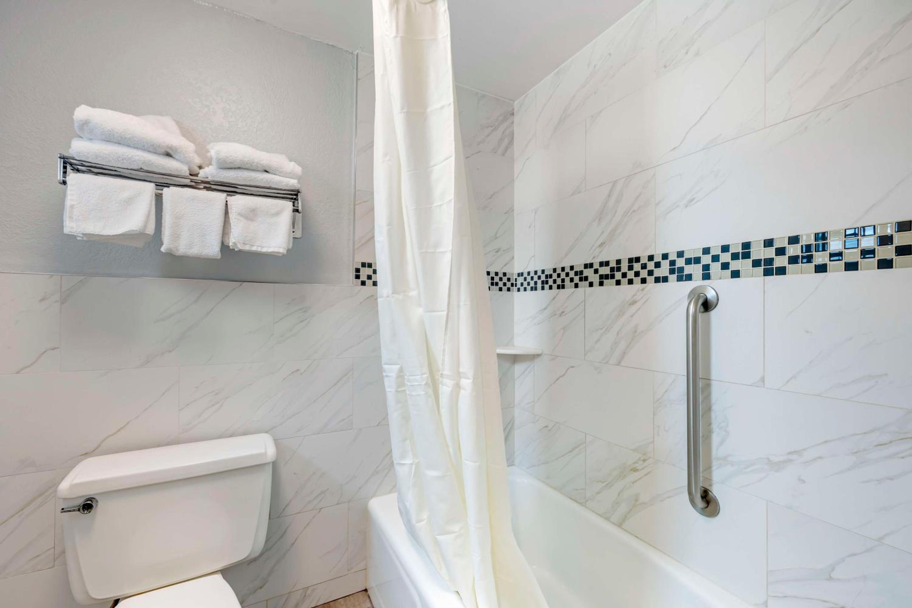 Cookeville Vacations - Best Western Thunderbird Motel - Property Image 9