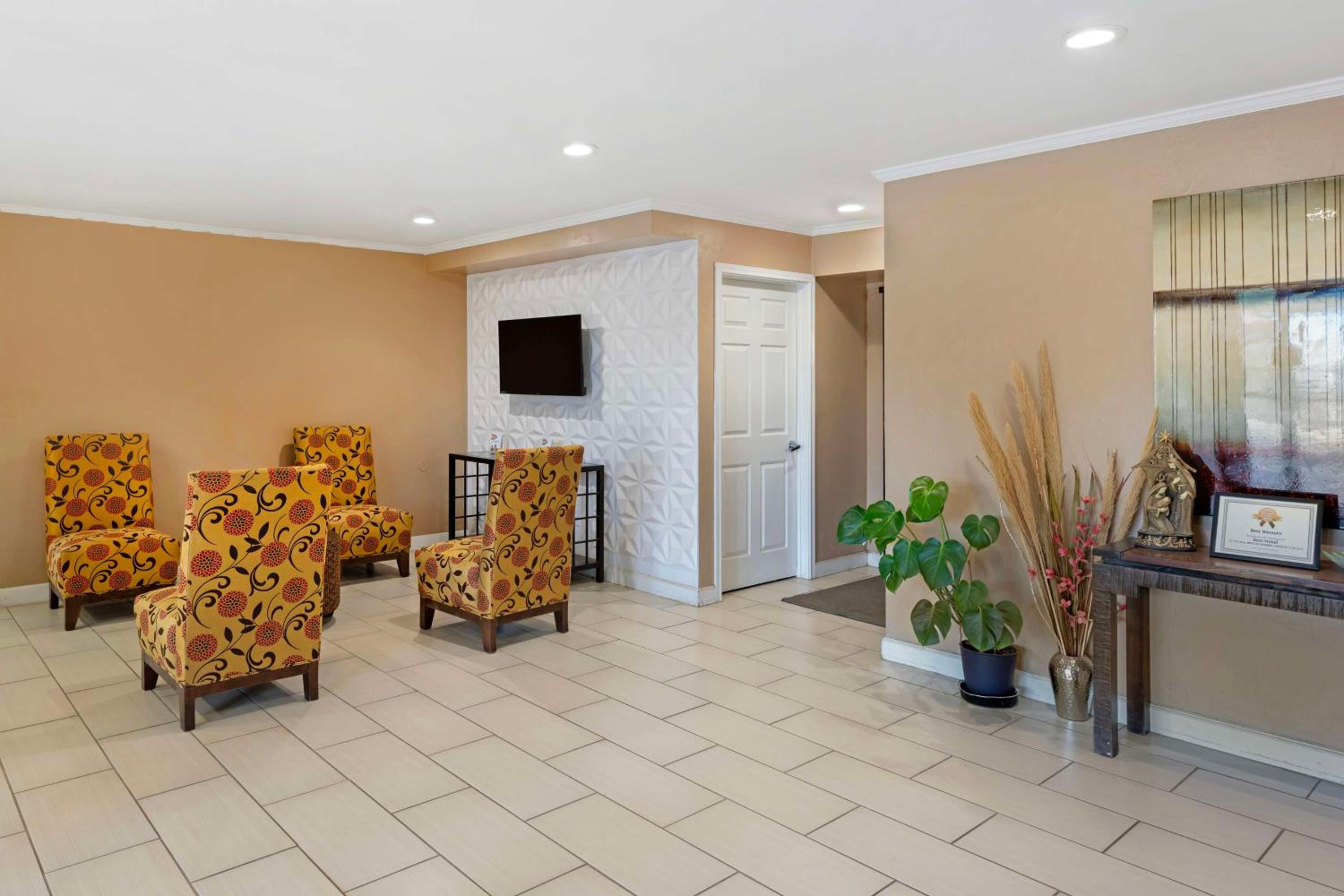 Best Western Snyder Inn
