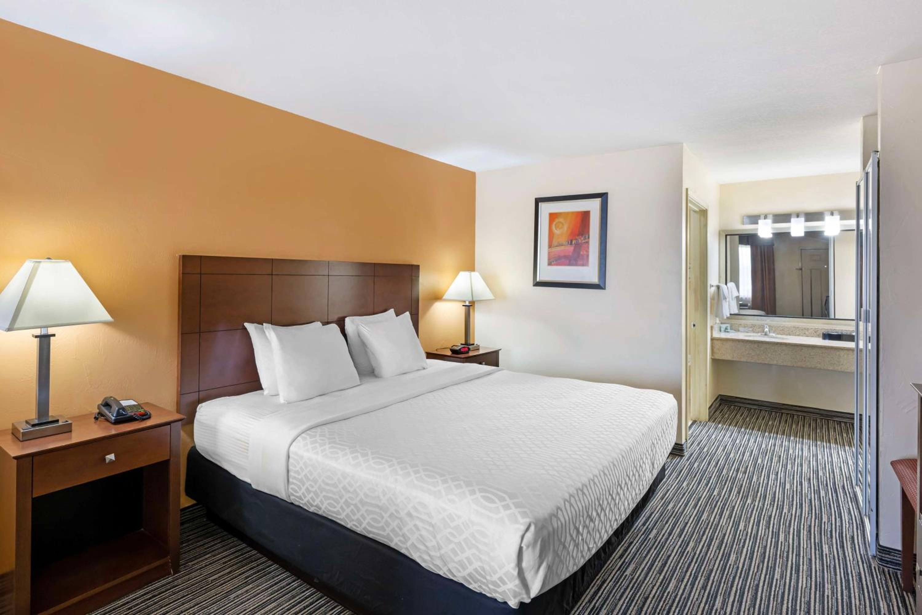 Best Western Snyder Inn