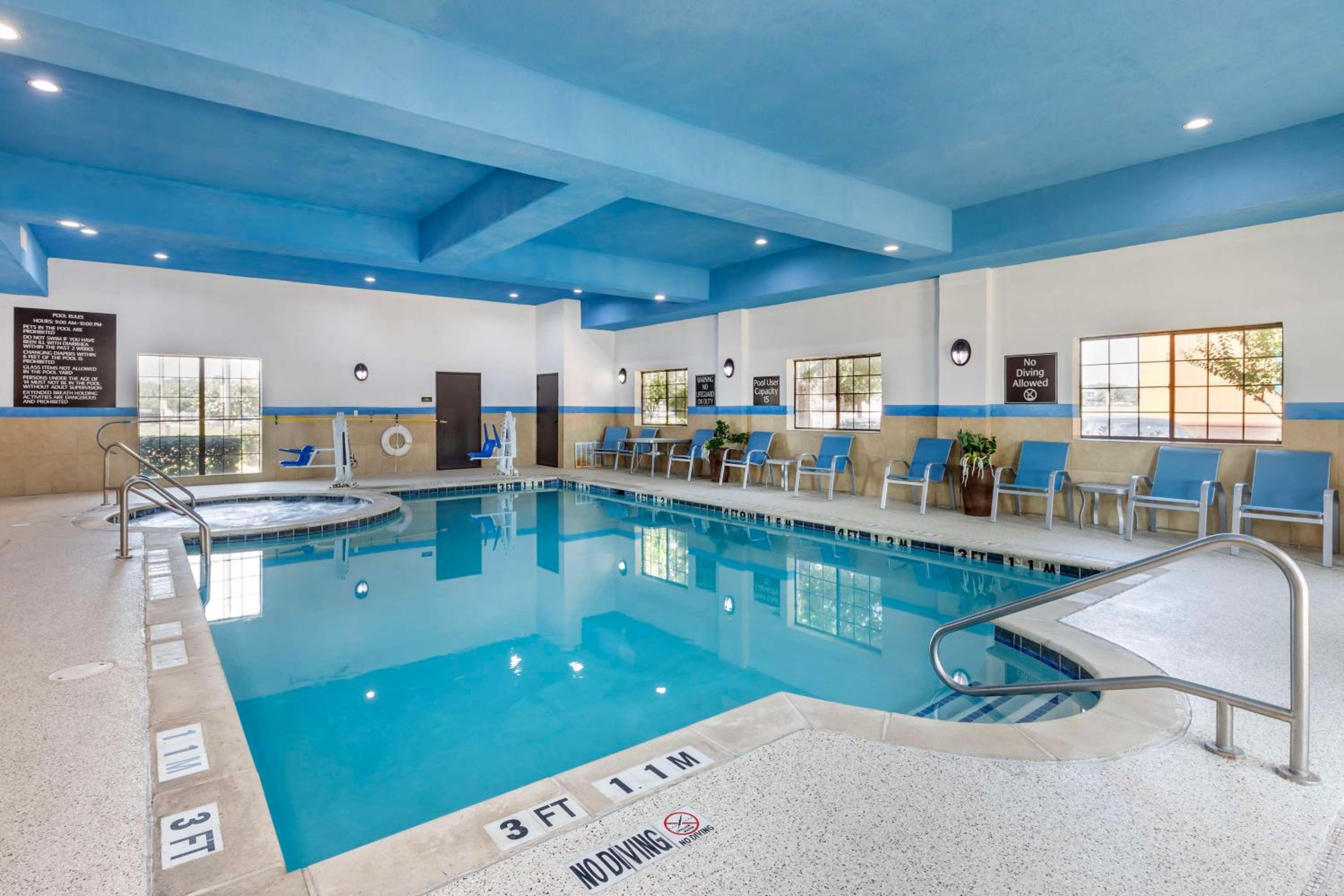 Dallas / Fort Worth Vacations - Best Western Plus Mansfield Inn and Suites - Property Image 1
