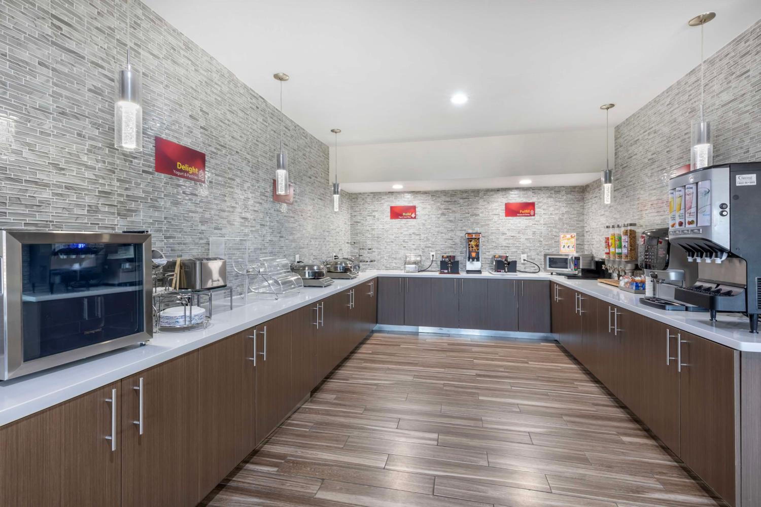 Dallas / Fort Worth Vacations - Best Western Plus Mansfield Inn and Suites - Property Image 3