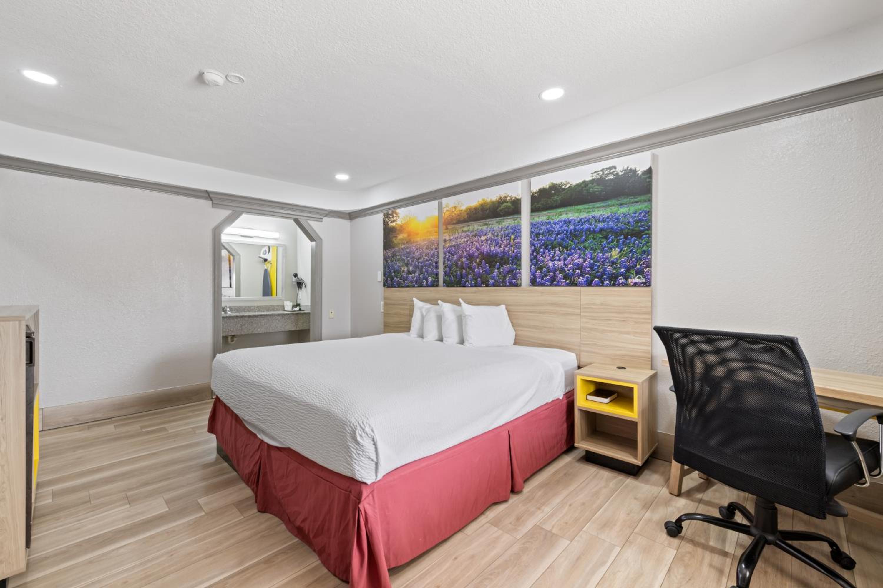 Days Inn by Wyndham Kenedy Karnes City