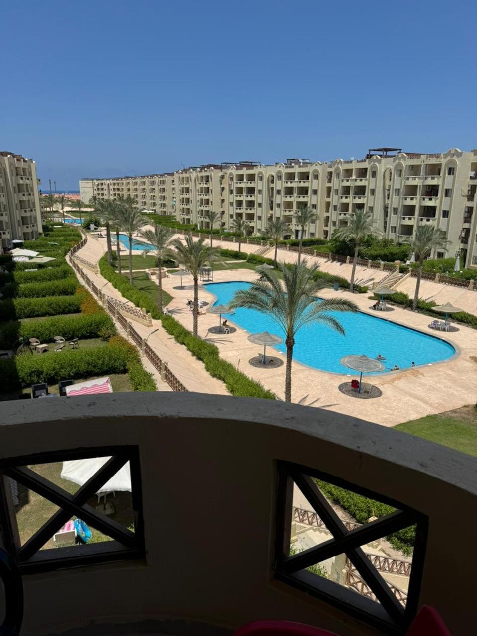 Golden Sands