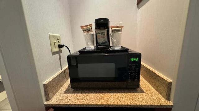Kingston Vacations - Courtyard by Marriott Kingston - Property Image 19