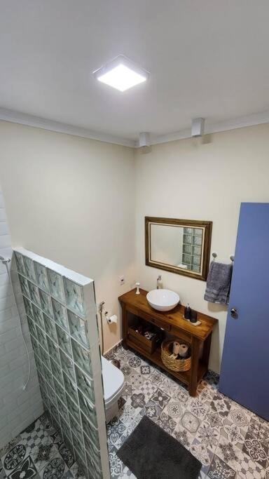 ACASA DO JOAQ U I M, varanda e spa com vista incrível, ar condicionado e roupa de cama e banho entre Porto Feliz, Boituva e Tietê