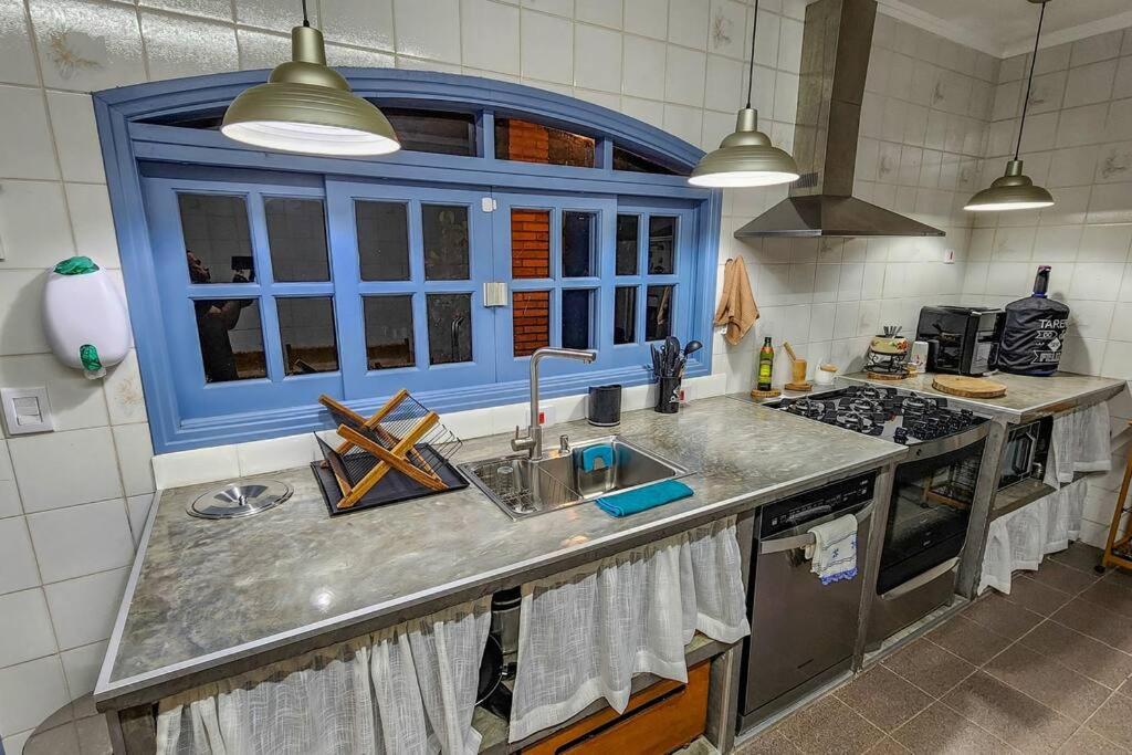 ACASA DO JOAQ U I M, varanda e spa com vista incrível, ar condicionado e roupa de cama e banho entre Porto Feliz, Boituva e Tietê