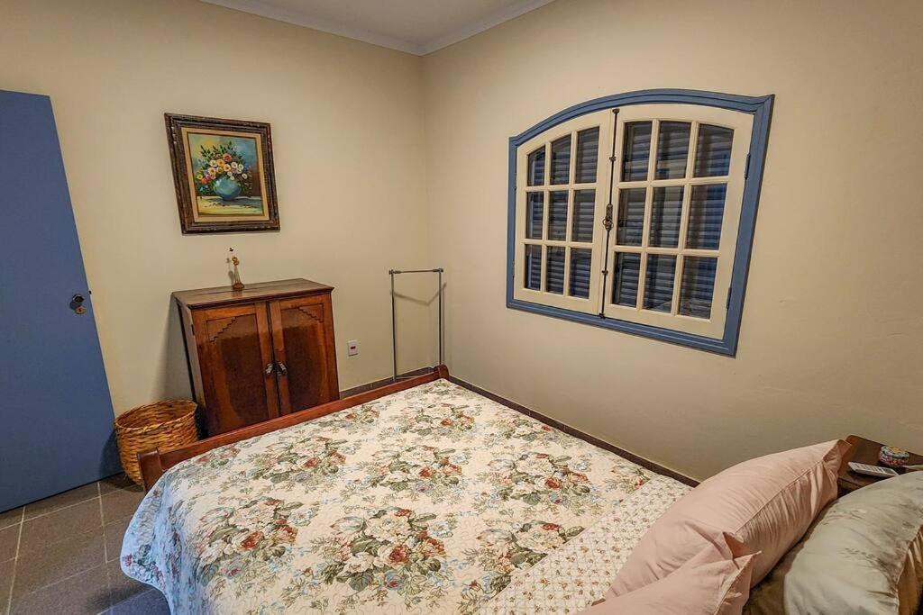 ACASA DO JOAQ U I M, varanda e spa com vista incrível, ar condicionado e roupa de cama e banho entre Porto Feliz, Boituva e Tietê