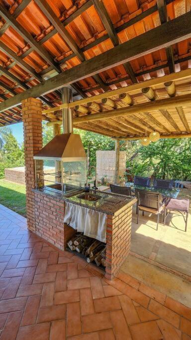 ACASA DO JOAQ U I M, varanda e spa com vista incrível, ar condicionado e roupa de cama e banho entre Porto Feliz, Boituva e Tietê