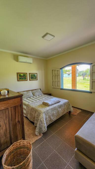 ACASA DO JOAQ U I M, varanda e spa com vista incrível, ar condicionado e roupa de cama e banho entre Porto Feliz, Boituva e Tietê